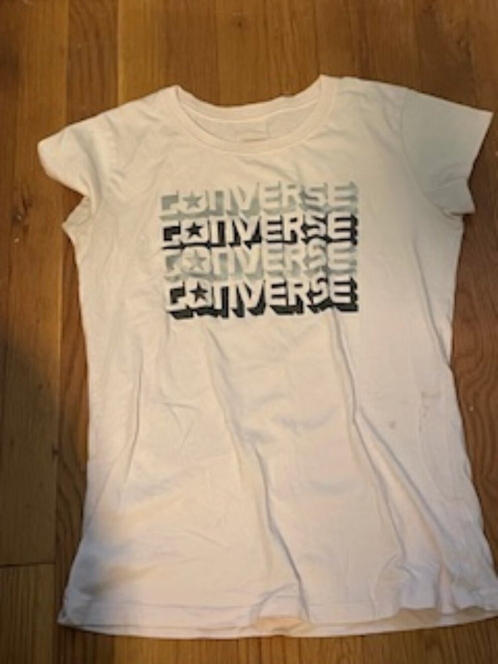 converse pink t-shirt